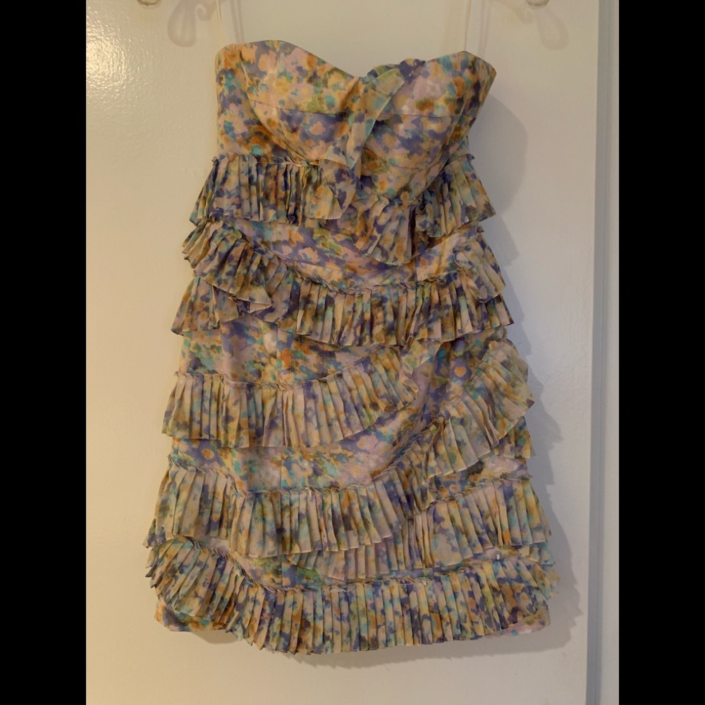 Cynthia Steffe pastel ruffle sheath dress. Size 0